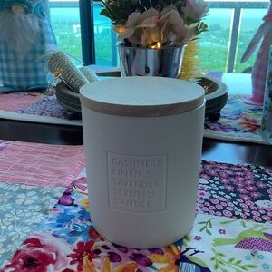 Cashmere Linen & Lavender Candle - Neutral Beige Box NWT $30
